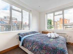 Cosy Apartment Next to Ravenscourt Park